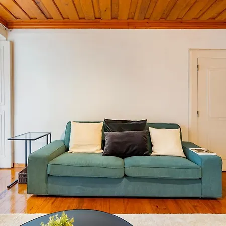 New Boutique Apt In Bairro Alto Lisboa