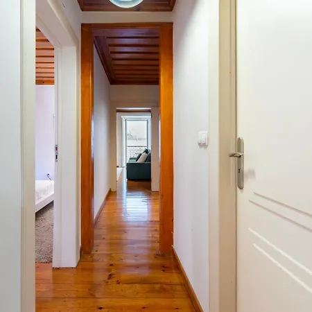 New Boutique Apt In Bairro Alto *