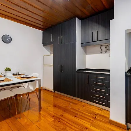New Boutique Apt In Bairro Alto *